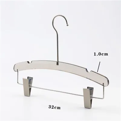 Kleiderbügel aus transparentem Acryl