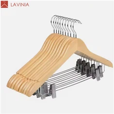 Hotel-Kleiderbügel aus Holz mit Clips